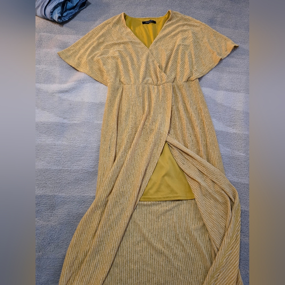 Sugar lips women's yellow maxi dress size medium